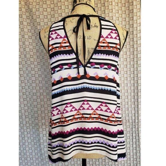 Women's Halter Sexy Open Front Low Cut Halter Tank Top XS NWOT - Picture 3 of 7